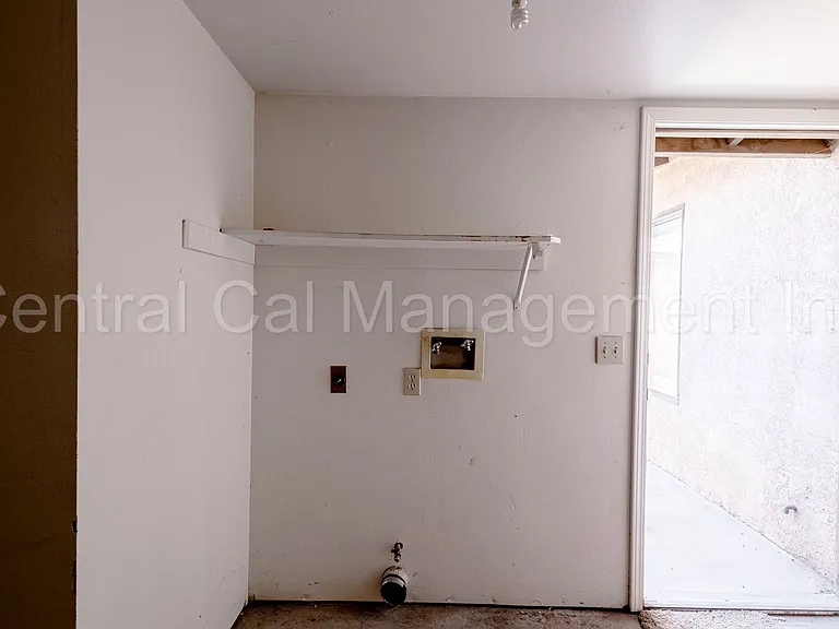 4201 Kilterbury Ln — Photo 12