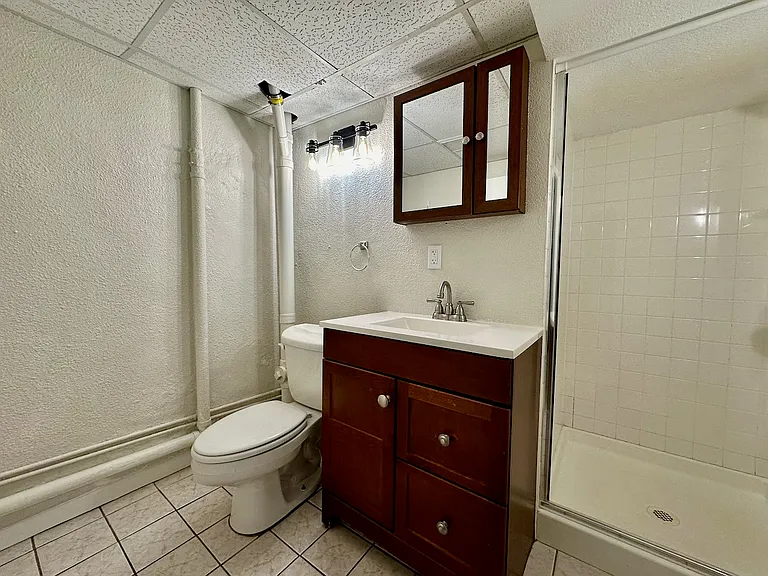 Basement 3/4 bath