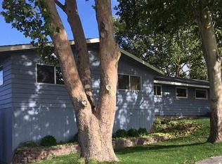 1215 Gage Blvd, Richland, WA 99352