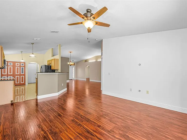 17029 Torvest Ct — Photo 5