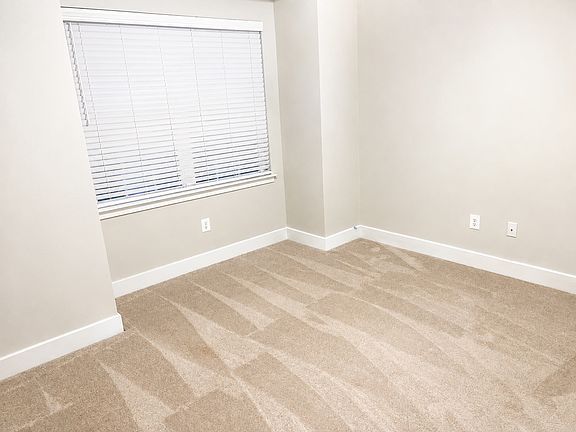 3rd image of 4174 Charles Dickens Dr