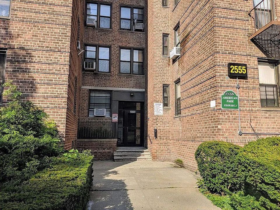 1st image of 2555 Batchelder St APT 1A