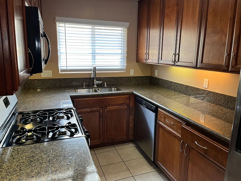 856 Calla Ave — Photo 13