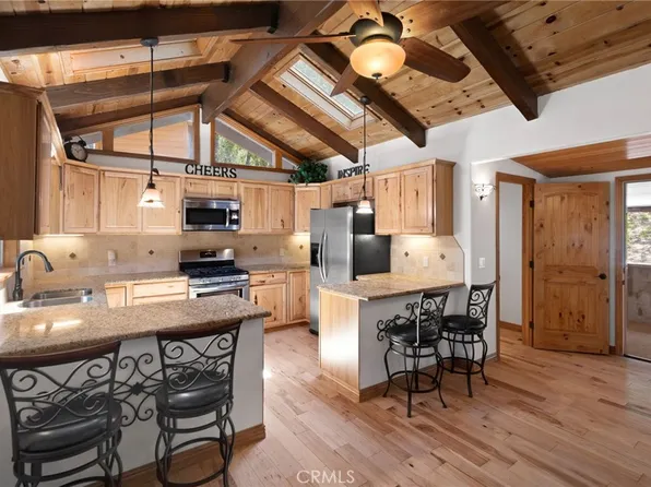 27720 Saunders Meadow Rd, Idyllwild, CA 92549