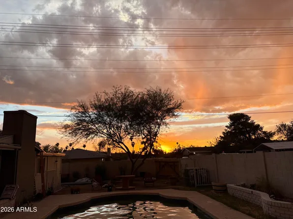 3852 W MISSION Lane, Phoenix, AZ 85051