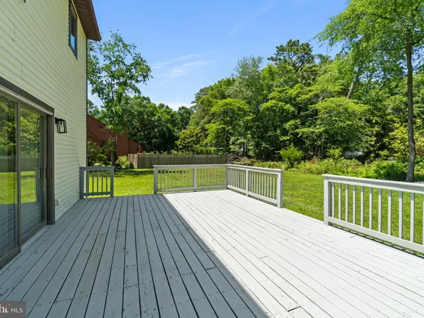5 Justin Ct, Voorhees, NJ 08043