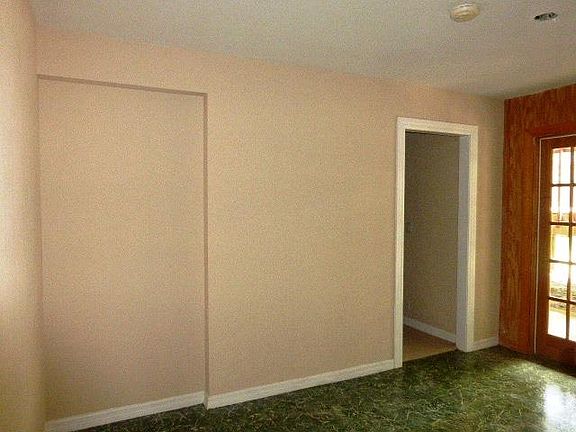 2nd image of 211 Bocilla Dr