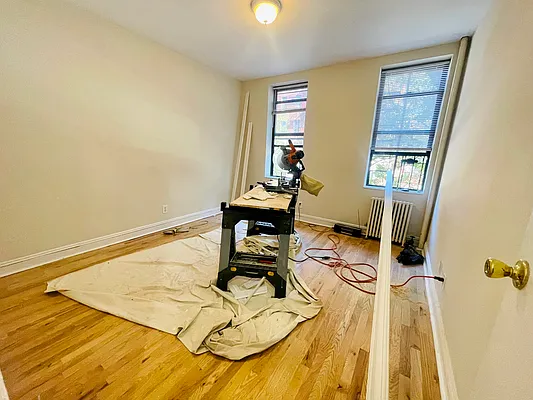 Rented by Zjama Realty Corp | media 10