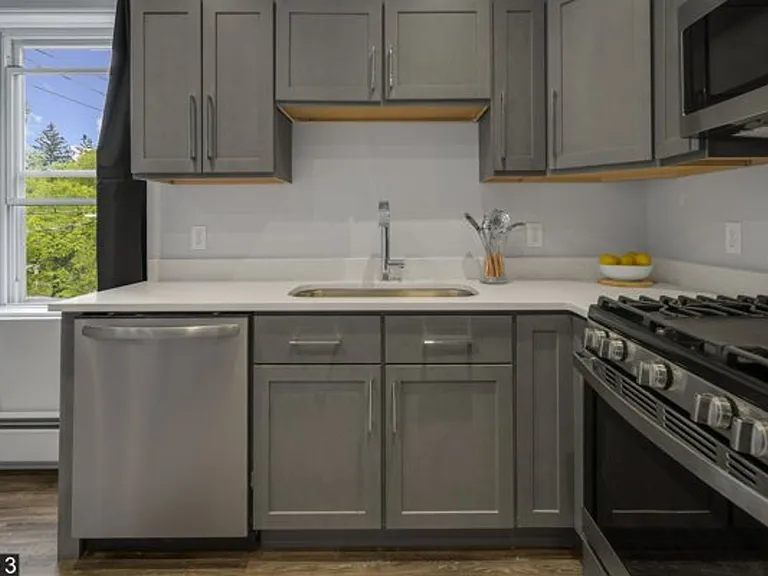 308 Stewart Ave — Photo 40