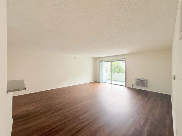 Addison 14311, 14311 Addison St APT 215, Sherman Oaks, CA 91423