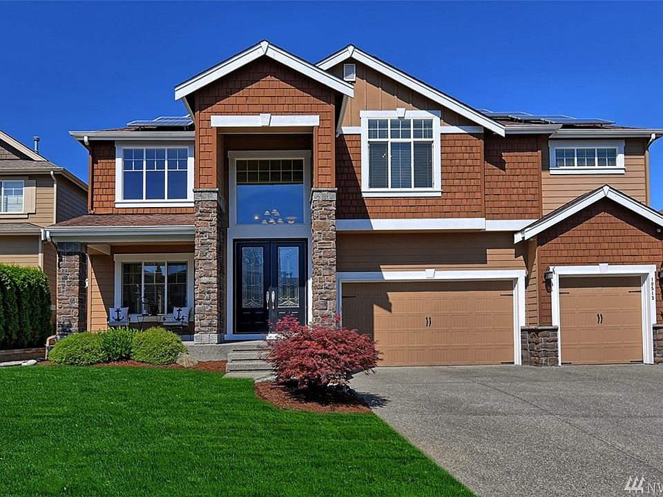 1st image of 10513 1st Pl NE