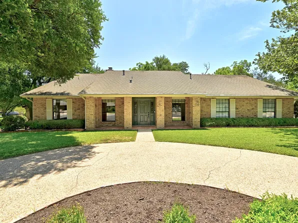 2107 Baltusrol Dr, Austin, TX 78747