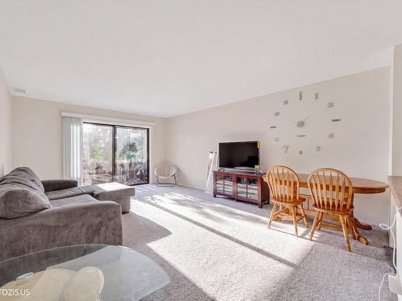 2nd image of 4000 Bayside Dr Unit 207