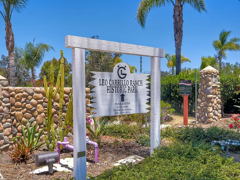 6057 Paseo Carreta — Photo 36