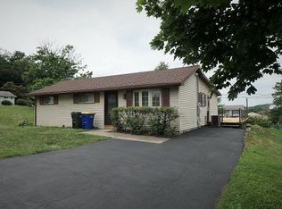 3191 Robin Rd, York, PA 17404