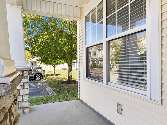 3rd image of 1832 Lincoya Bay Dr