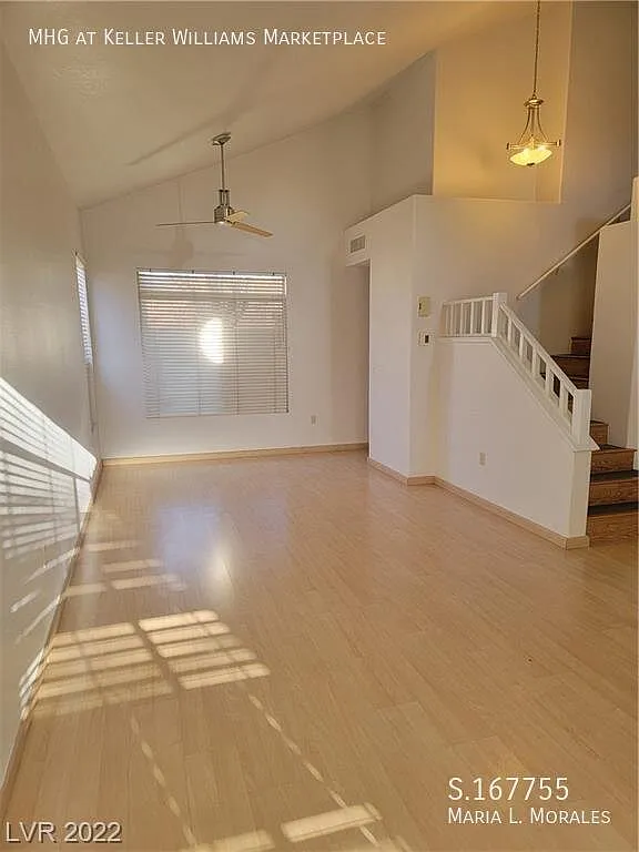 3 bed, 1990 sqft, $2,447 — Photo 4