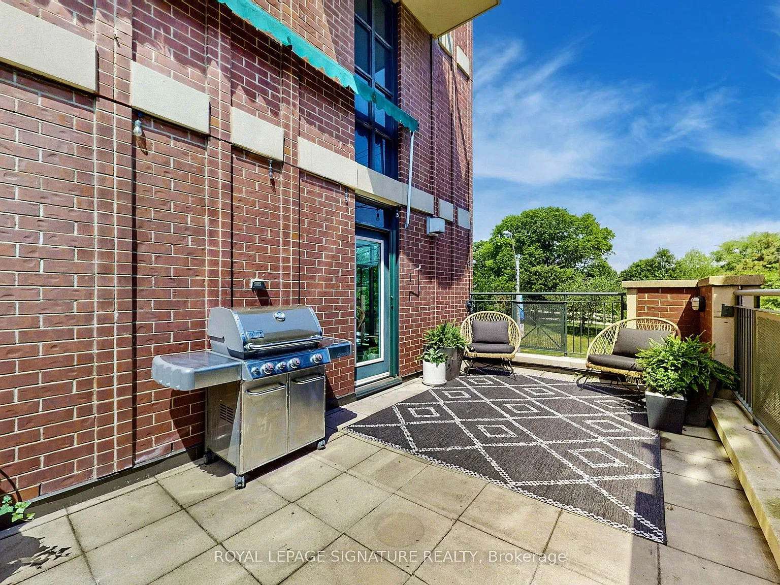 2 bed, $4,000 — Photo 4