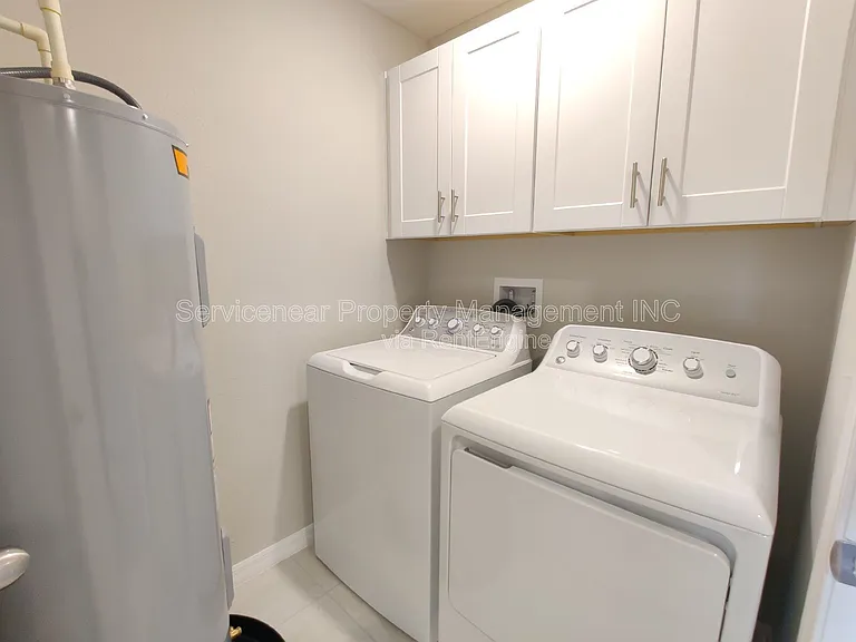 4728 Pickering Harbor Pl — Photo 26
