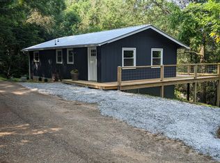 16 Maxies Corner Rd, Franklin, NC 28734