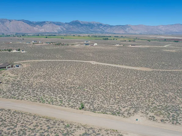 220 W Sierra View Dr, Smith, NV 89430