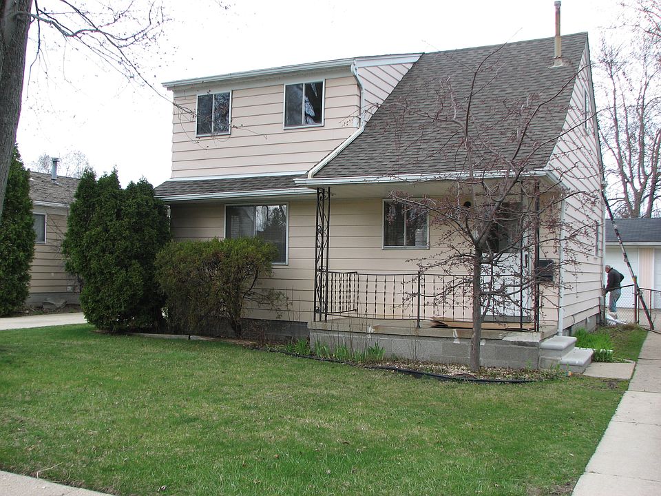 1st image of 22031 Maple St