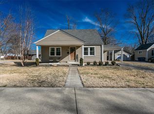 215 Staunton Rd, Troy, IL 62294