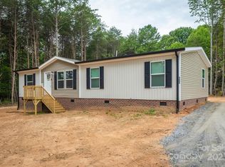 152 Patchwork Dr, Statesville, NC 28677
