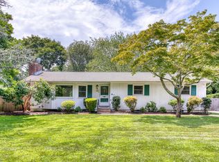 2550 Camp Mineola Rd, Mattituck, NY 11952