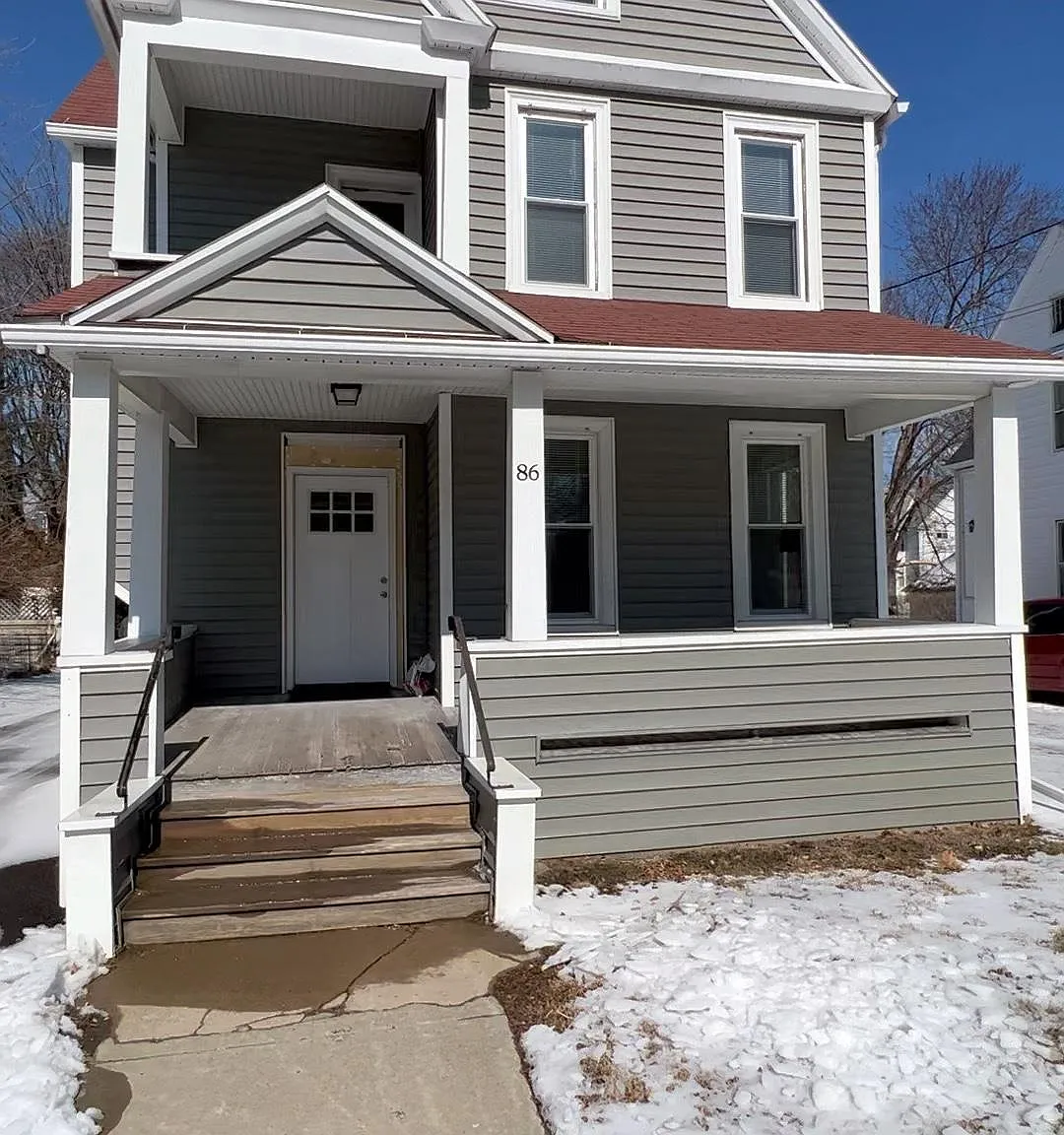 86 Leroy St — Photo 2