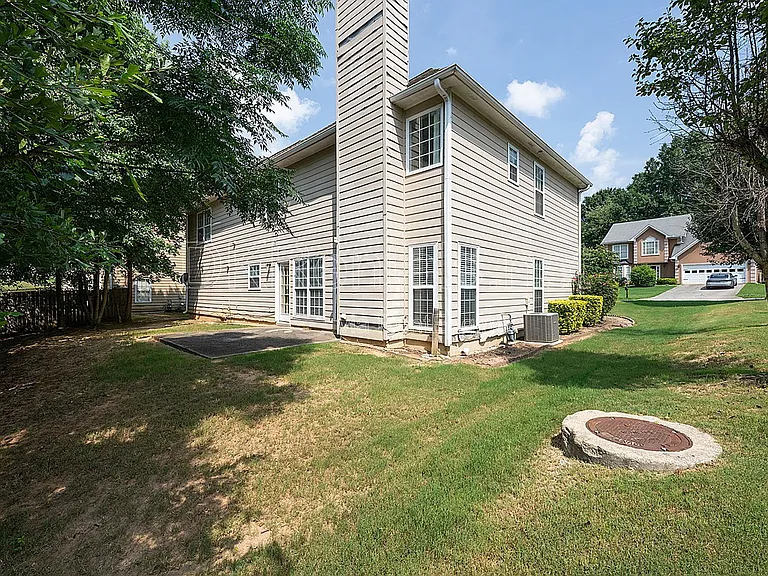 1704 Riverlanding Cir — Photo 14