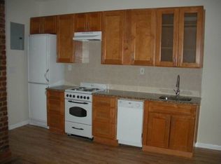 3751 18th Ave APT B19, Brooklyn, NY 11218