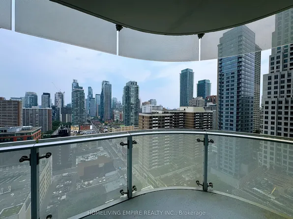 1 Bloor St E #1606, Toronto, ON M4W 0A8