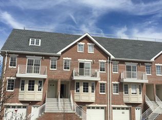 353 Soundview Ln #B, College Pt, NY 11356