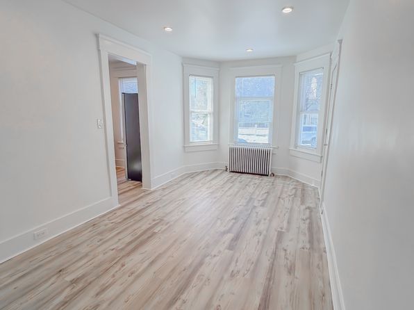 142 Saint James St #1B