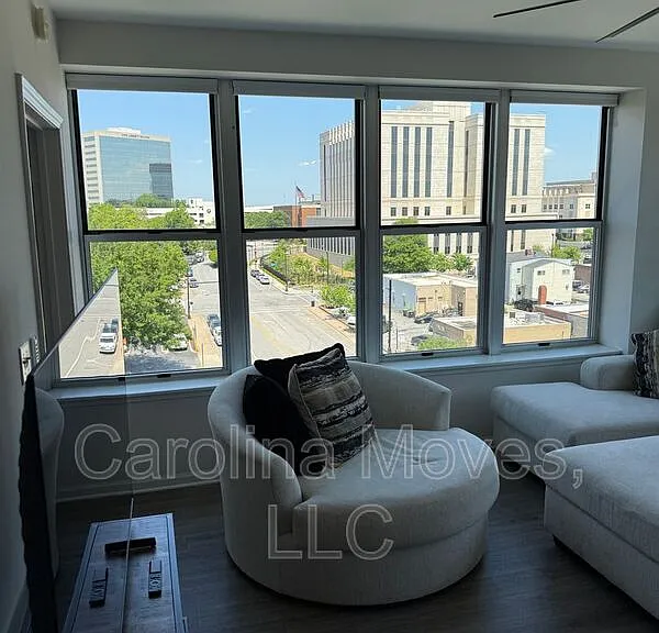 100 E Washington St #68 — Photo 14