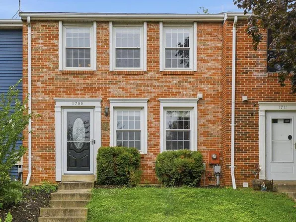 1709 Springhouse Ct, Frederick, MD 21702