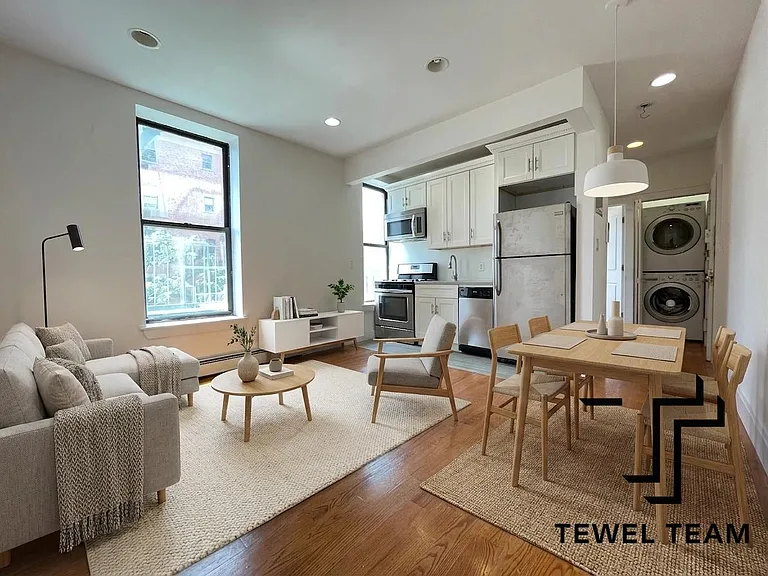301 W 121st St #3BB — Photo 1
