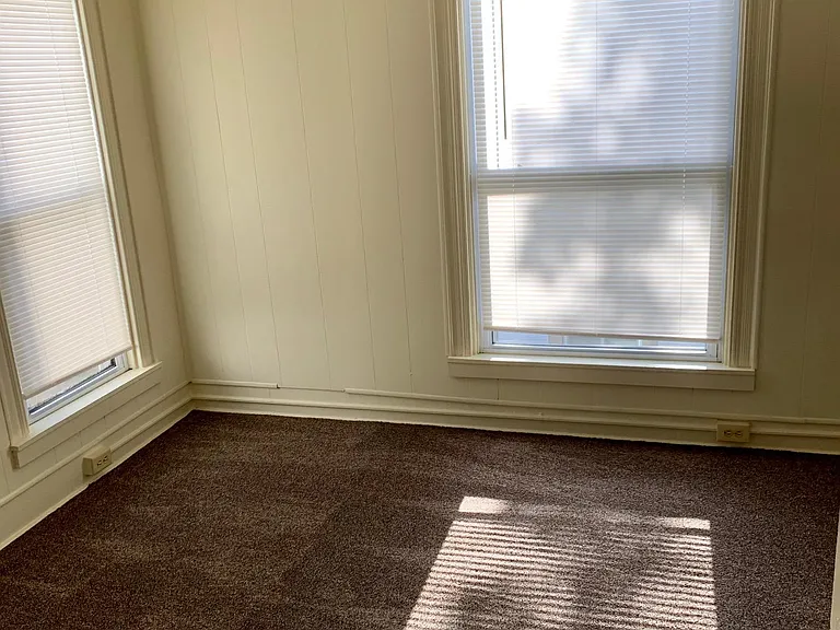 116 Walnut St #3 — Photo 2
