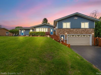 1533 Walton Blvd, Rochester Hills, MI, 48309