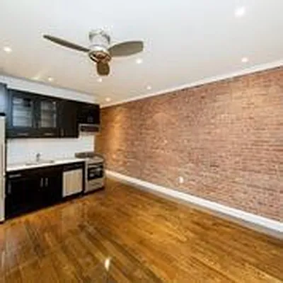 Rented by Francine Realty | media 29