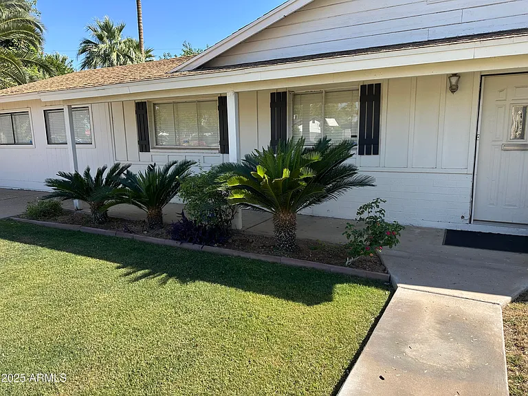 3514 N Pueblo Way — Photo 1