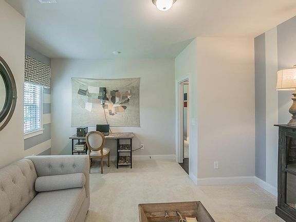 5th image of 7742 Nolan Trl