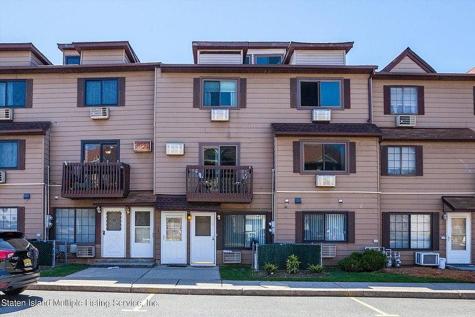 1st image of 22 Gardenia Ln #A