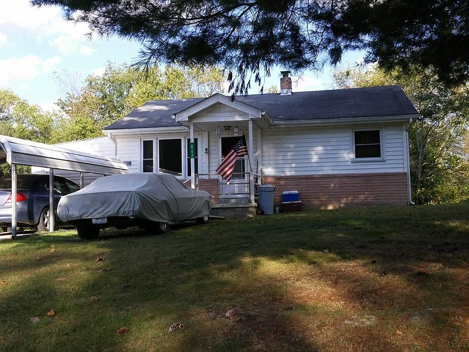 2nd image of 802 N Young St
