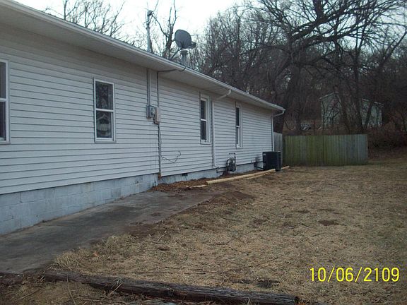 2nd image of 8 Green St