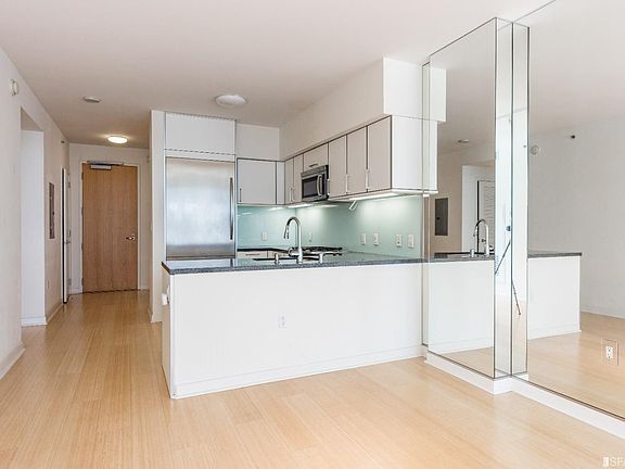 2nd image of 318 Spear St #3C-L