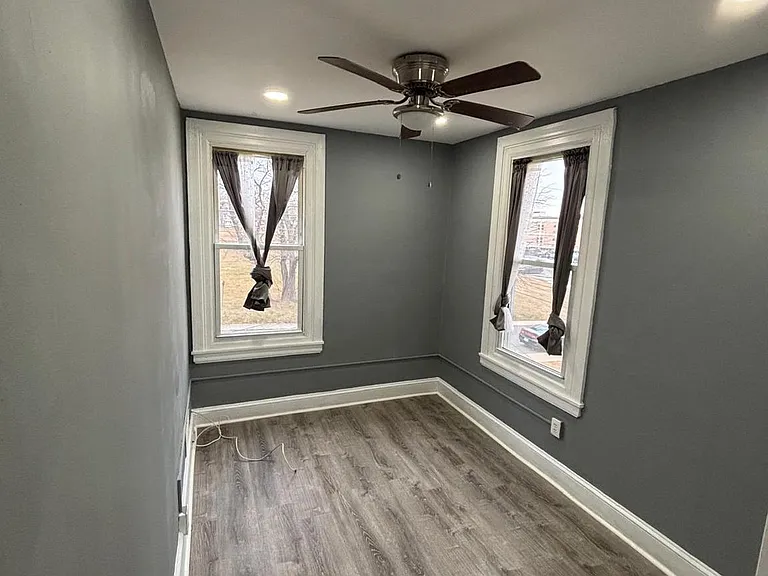 921 Woodland Ave #2 — Photo 1