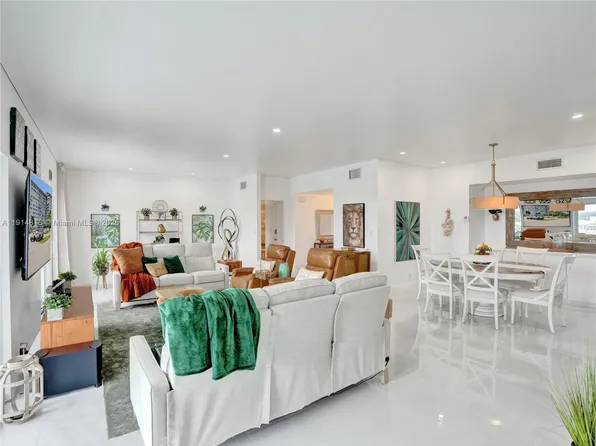 3800 Hillcrest Dr APT 1204, Hollywood, FL 33021