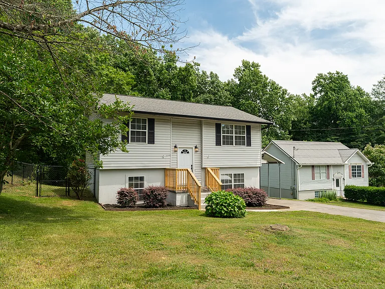 3312 Kendallmac Ln — Photo 2